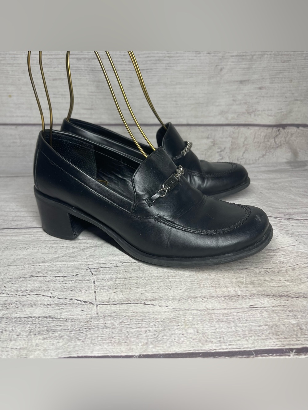 Tommy Hilfiger Women’s 6.5 Black Leather Block-Heels Loafers
